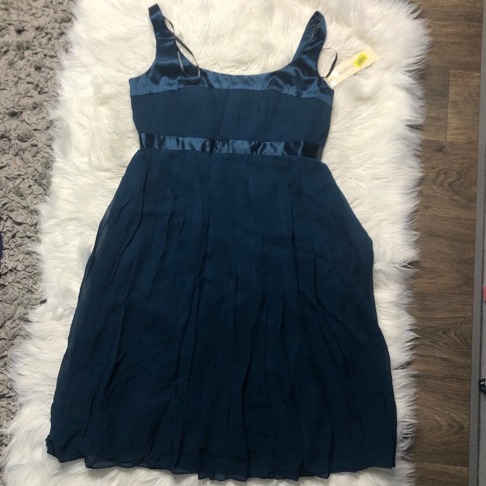 NWT maggy london teal pleated silk dress size 10 - Picture 2 of 4